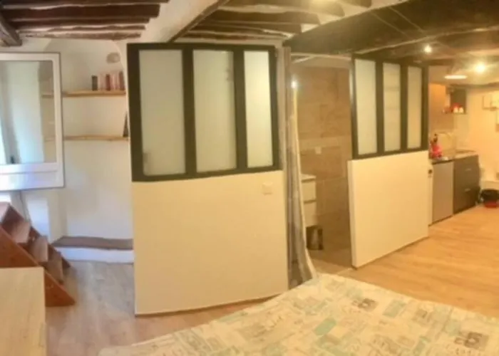 Terrasse. A 50m De La Sablettes 芒通